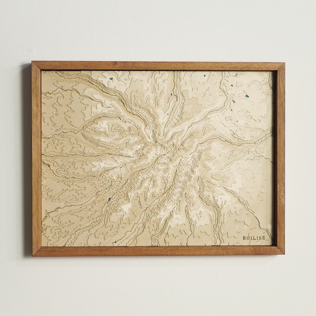 Reflets changeants avec la lumière du tableau des monts du Cantal